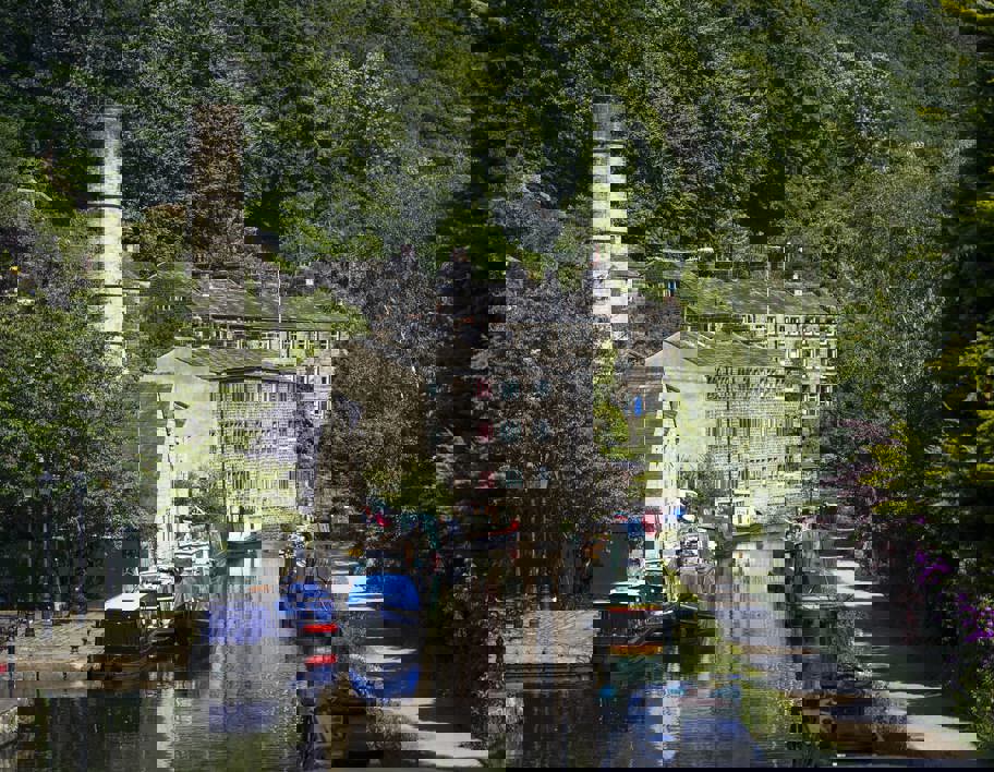 Rochdale Canal In Hebden Bridge