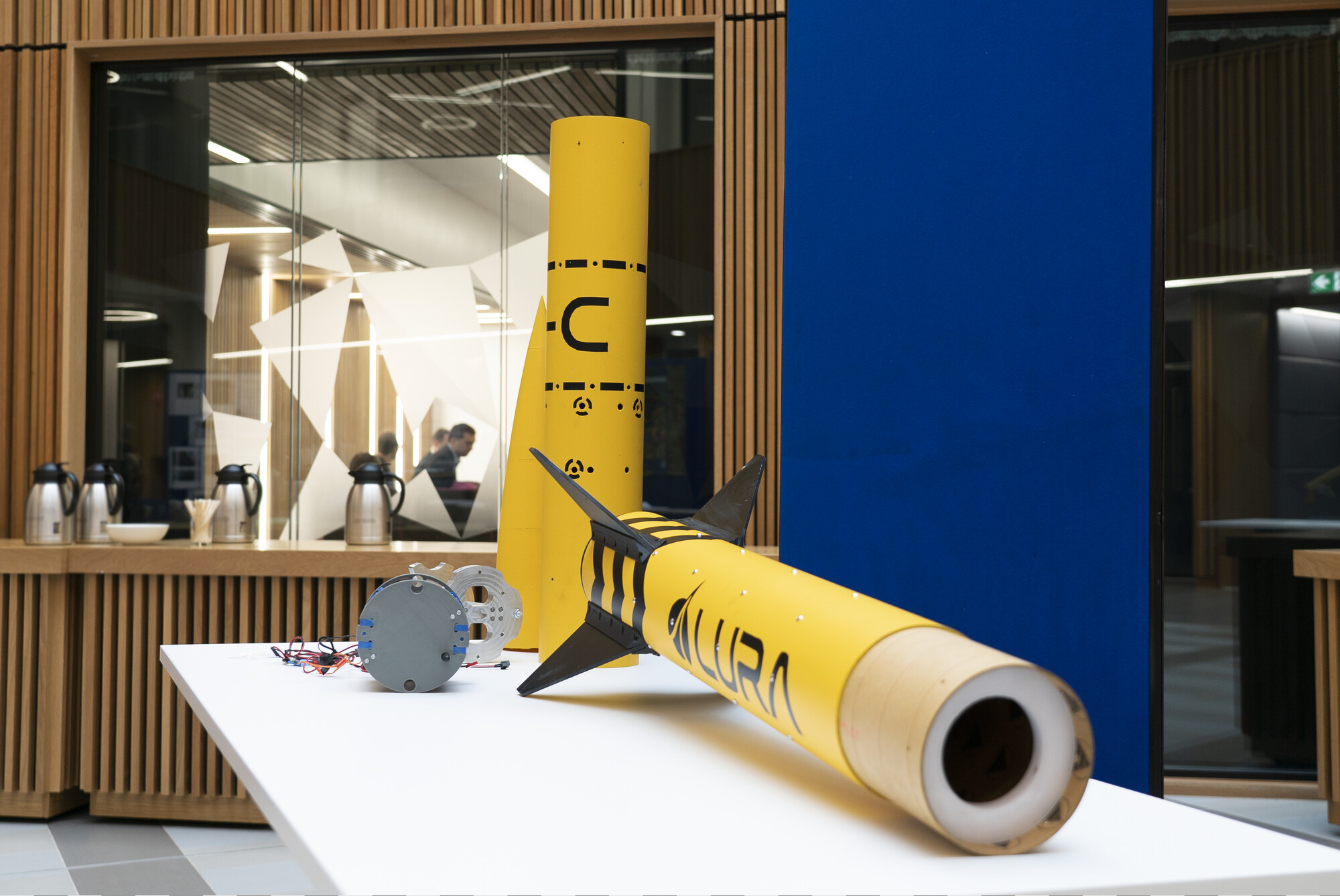 A space hub rocket