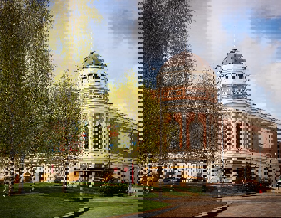 Alhambra Theatre In Bradford 